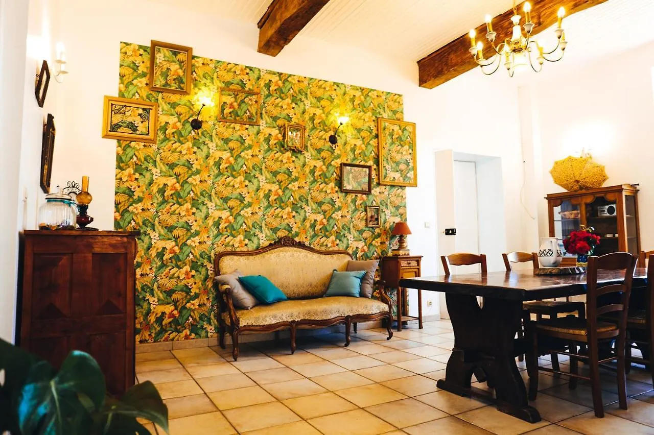 La Maison Du Saula Lafrancaise Bed & Breakfast
